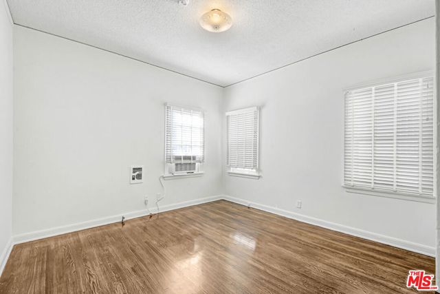 1357 S Cloverdale Avenue, Los Angeles, CA 90019