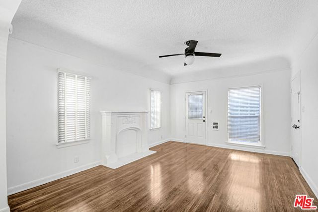 1357 S Cloverdale Avenue, Los Angeles, CA 90019