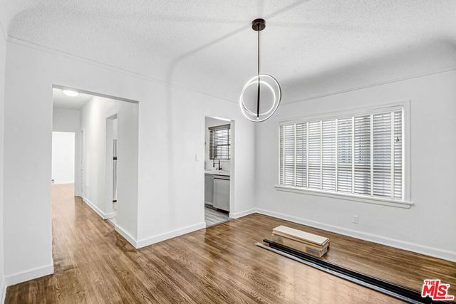 1357 S Cloverdale Avenue, Los Angeles, CA 90019