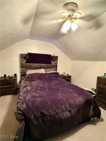 214 N Dawson Street, Uhrichsville, OH 44683