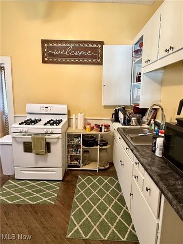 214 N Dawson Street, Uhrichsville, OH 44683