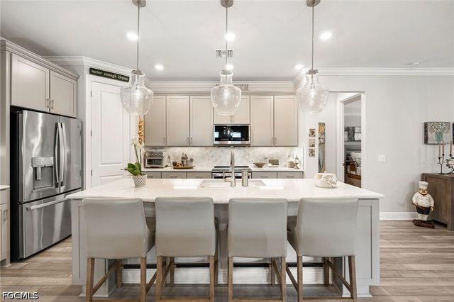 3952 Black Eagle LN, Fort Myers, FL 33966