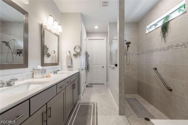 3952 Black Eagle LN, Fort Myers, FL 33966