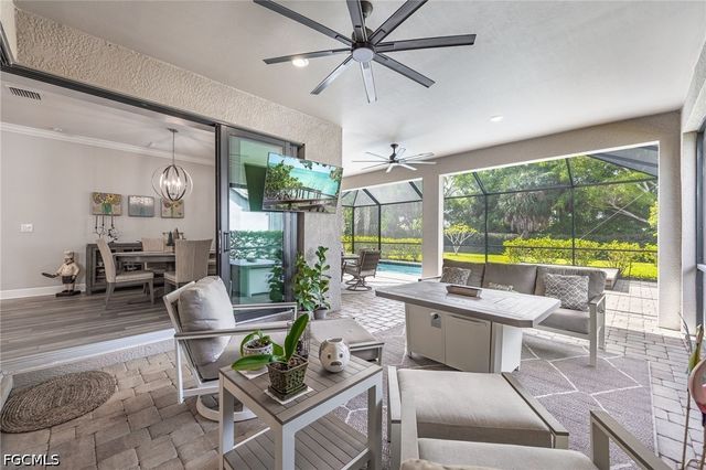 3952 Black Eagle LN, Fort Myers, FL 33966