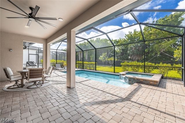 3952 Black Eagle LN, Fort Myers, FL 33966