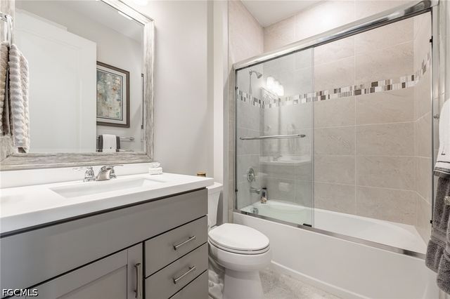 3952 Black Eagle LN, Fort Myers, FL 33966