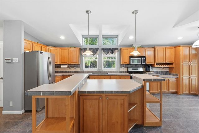 15269 Orchard Springs Rd, Grass Valley, CA 95945
