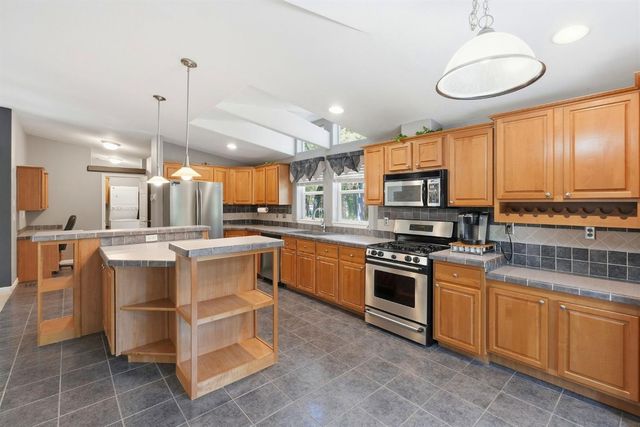 15269 Orchard Springs Rd, Grass Valley, CA 95945