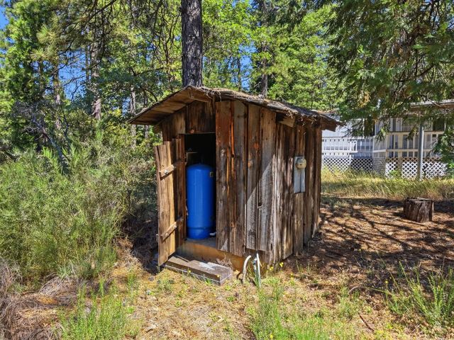 15269 Orchard Springs Rd, Grass Valley, CA 95945