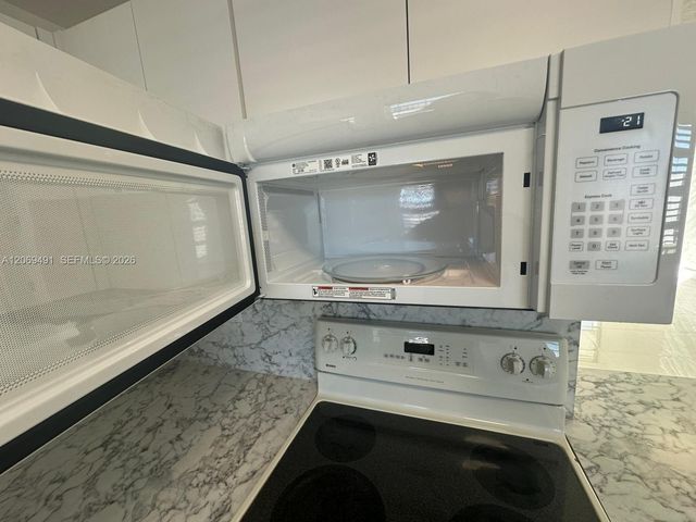 14170 SW 84th Street 402-F, Miami, FL 33183