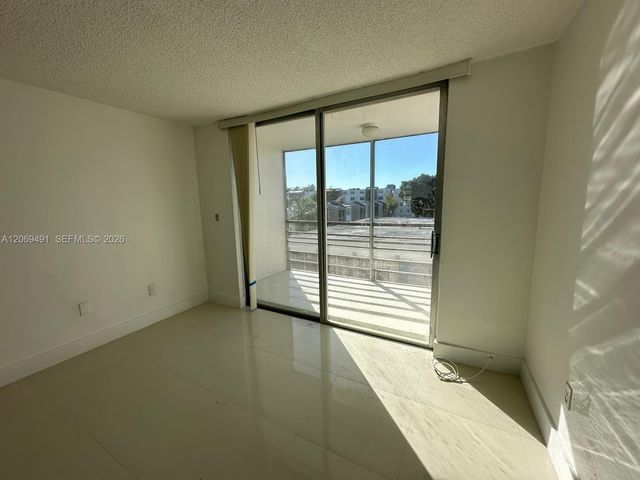 14170 SW 84th Street 402-F, Miami, FL 33183