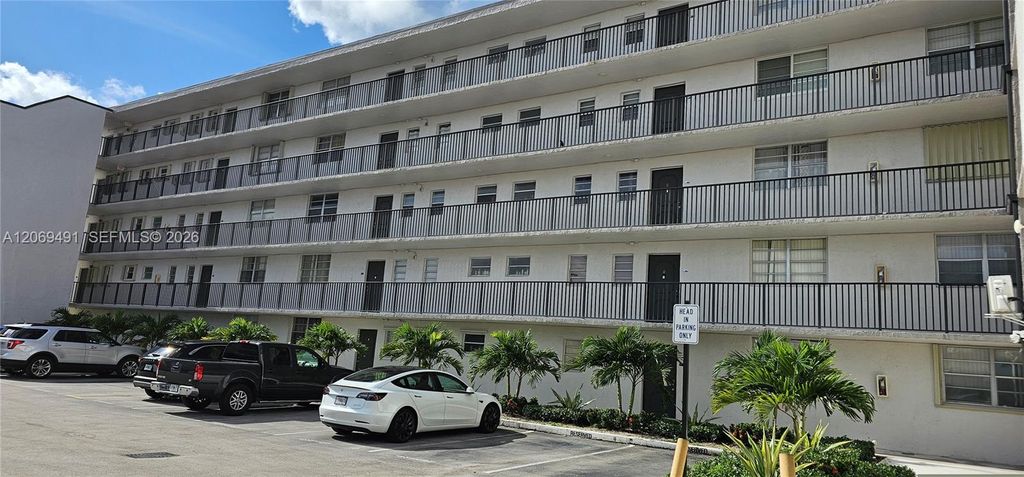 14170 SW 84th Street 402-F, Miami, FL 33183
