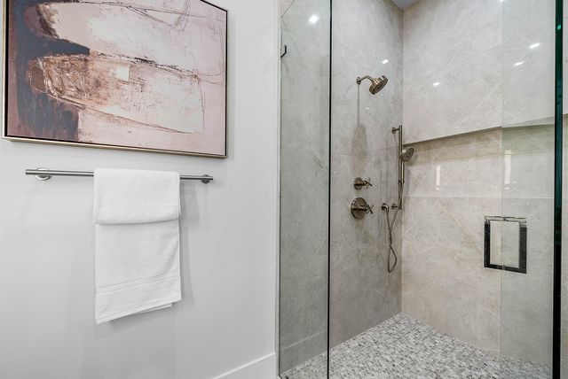 721 Lake Avenue N, Delray Beach, FL 33483