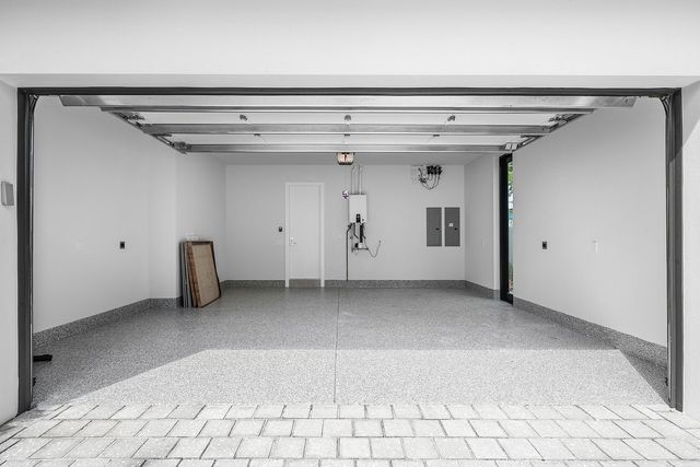 721 Lake Avenue N, Delray Beach, FL 33483