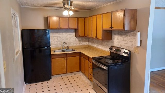 6690 Willow Twig Road, Riverdale, GA 30274