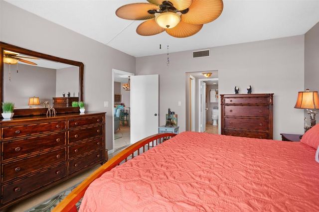 400 64TH AVENUE 105, St Pete Beach, FL 33706