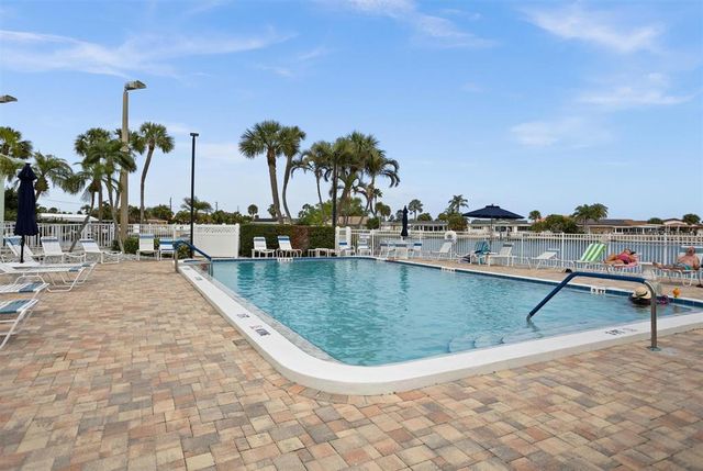 400 64TH AVENUE 105, St Pete Beach, FL 33706
