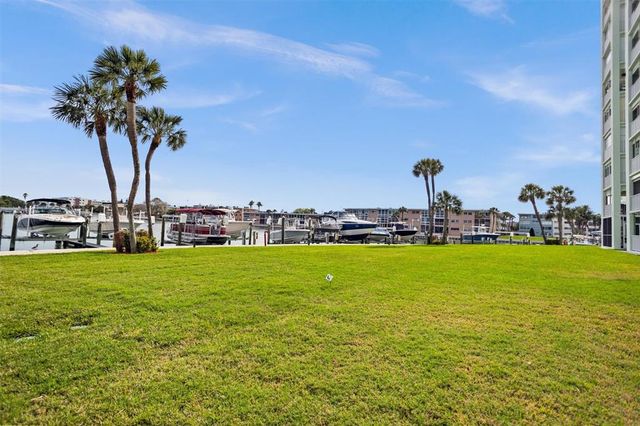 400 64TH AVENUE 105, St Pete Beach, FL 33706