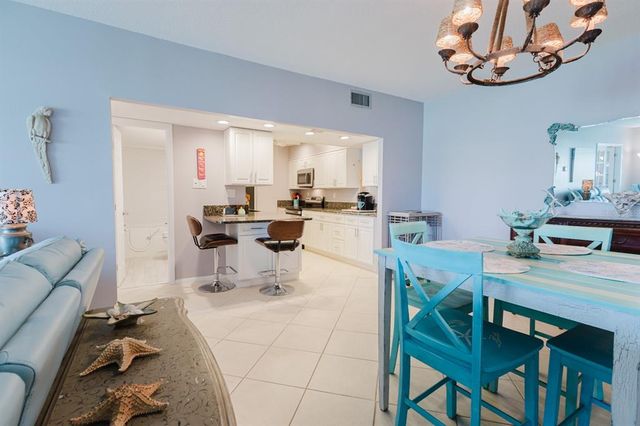 400 64TH AVENUE 105, St Pete Beach, FL 33706