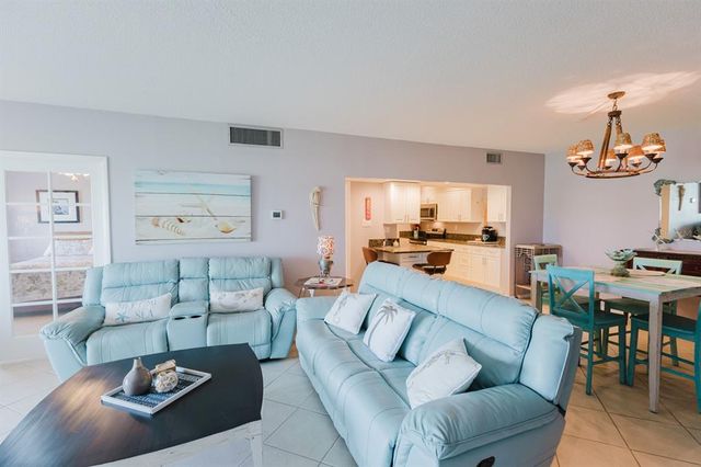 400 64TH AVENUE 105, St Pete Beach, FL 33706