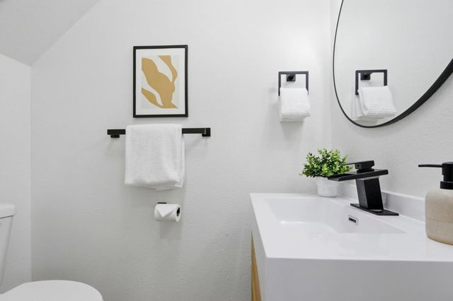 2672 Salome Ct, San Jose, CA 95121