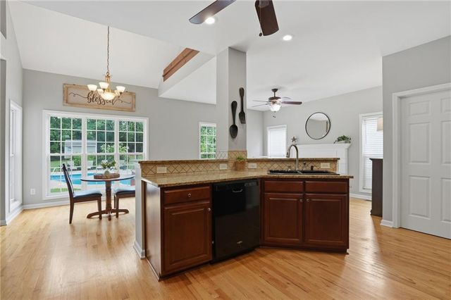 3210 Chippewa Run NW, Kennesaw, GA 30152