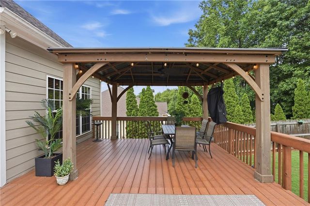 3210 Chippewa Run NW, Kennesaw, GA 30152