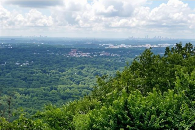 3210 Chippewa Run NW, Kennesaw, GA 30152