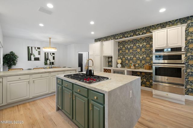 16435 Snow Flower Drive, Reno, NV 89511