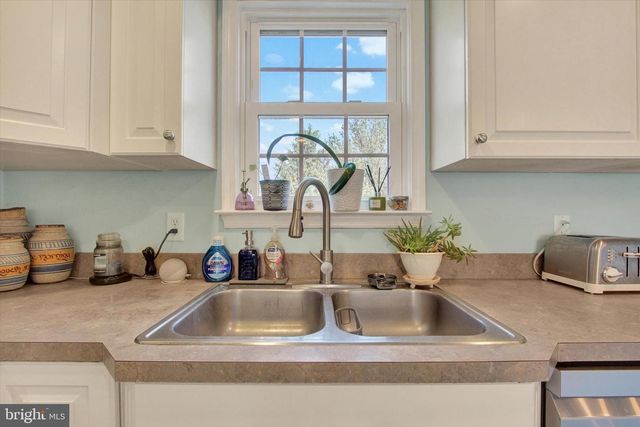 1451 WHEATFIELD DR, York, PA 17408