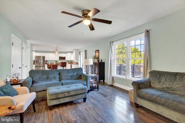 1451 WHEATFIELD DR, York, PA 17408