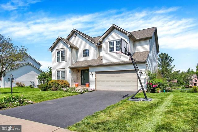 1451 WHEATFIELD DR, York, PA 17408