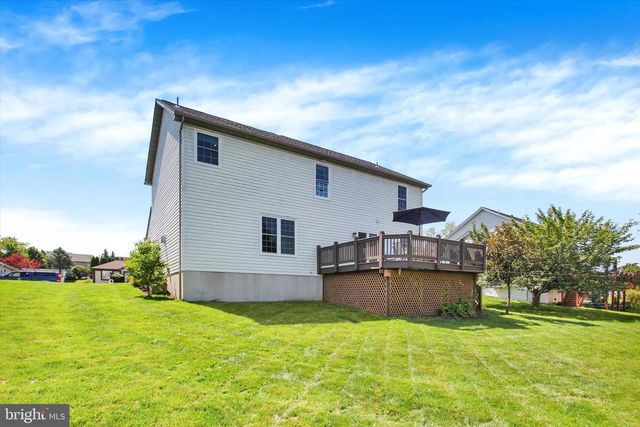 1451 WHEATFIELD DR, York, PA 17408