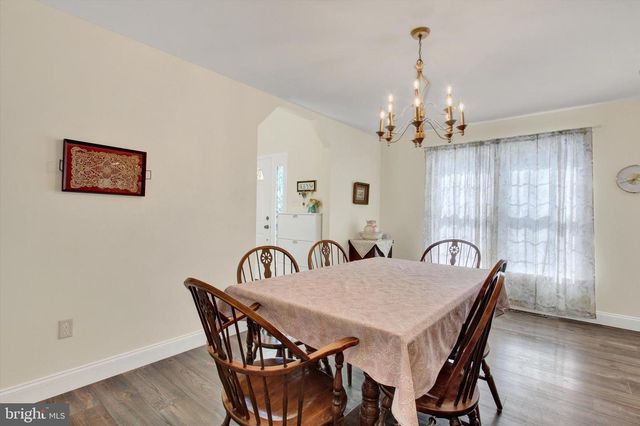 1451 WHEATFIELD DR, York, PA 17408
