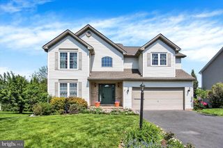 1451 WHEATFIELD DR, York, PA 17408