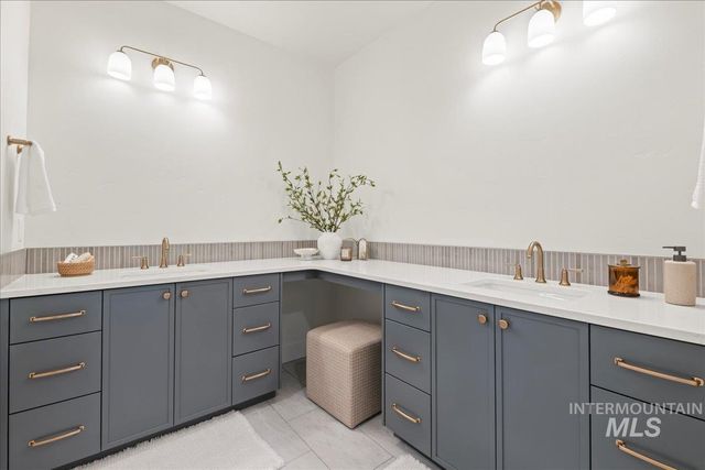 7326 W Runner Stone St, Eagle, ID 83616