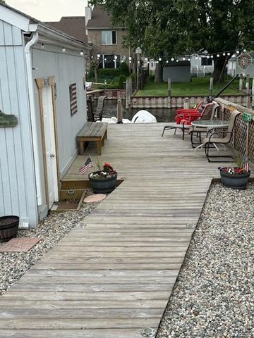 37805 Maplehill Street, Harrison Twp, MI 48045