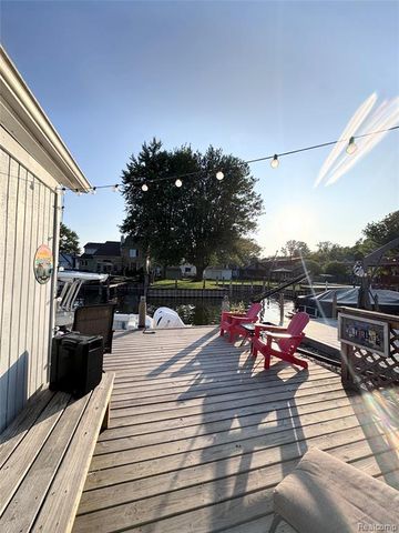 37805 Maplehill Street, Harrison Twp, MI 48045