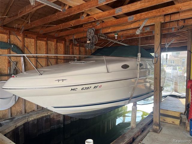 37805 Maplehill Street, Harrison Twp, MI 48045