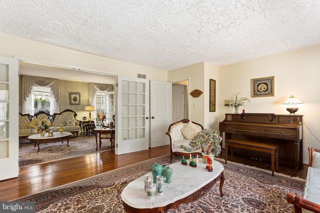 10525 SUMMERWIND LN, Fairfax Station, VA 22039