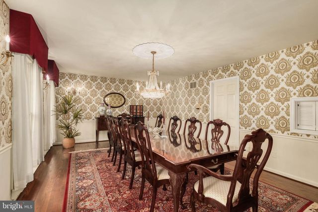 10525 SUMMERWIND LN, Fairfax Station, VA 22039