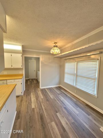 2512 W 27th Street, Panama City, FL 32405