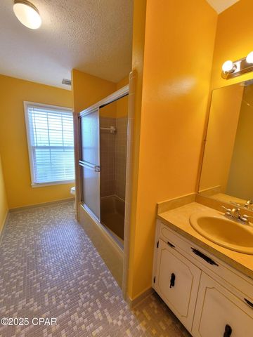 2512 W 27th Street, Panama City, FL 32405