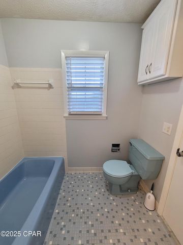 2512 W 27th Street, Panama City, FL 32405