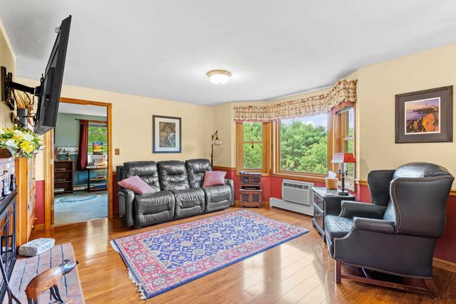 7303 Oak Hill Road, Loudon, NH 03307