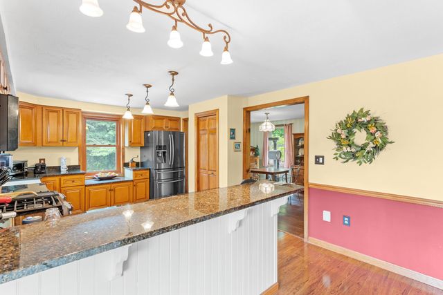 7303 Oak Hill Road, Loudon, NH 03307