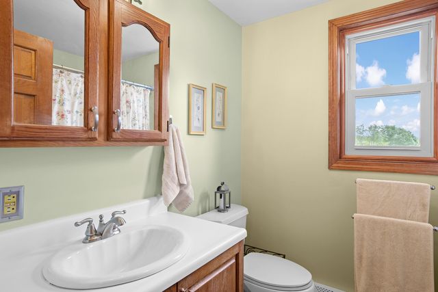 7303 Oak Hill Road, Loudon, NH 03307