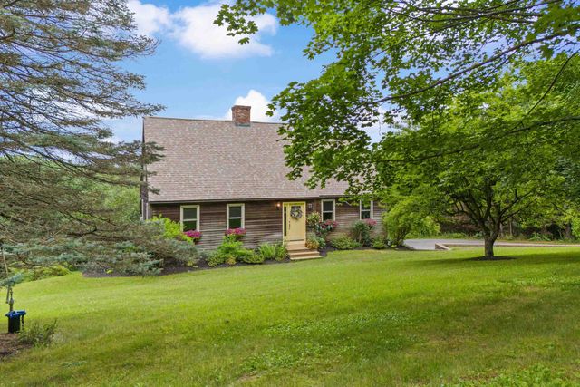 7303 Oak Hill Road, Loudon, NH 03307