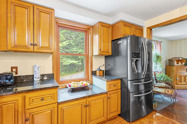 7303 Oak Hill Road, Loudon, NH 03307