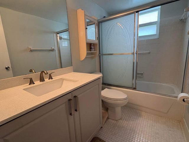 108 NE 20th Avenue NE 206, Boynton Beach, FL 33435